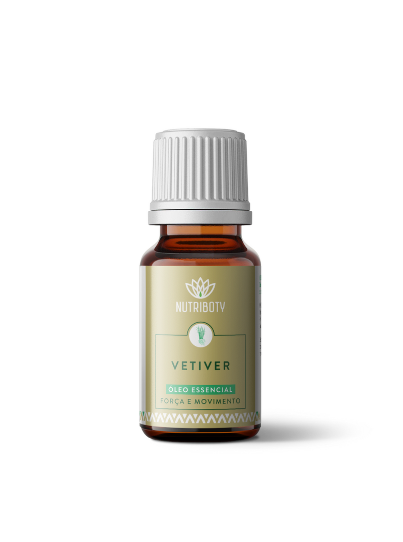 O Óleo Essencial de Vetiver da Nutriboty, 100% natural e sustentável, é ideal para a redução da fadiga mental, ajuda na concentração e impulsiona energia, força e movimento. É rico em antioxidantes que previnem doenças crónicas e sinais do envelhecimento. Melhore o seu bem-estar e beneficie das vantagens da aromaterapia com os nossos óleos essenciais!