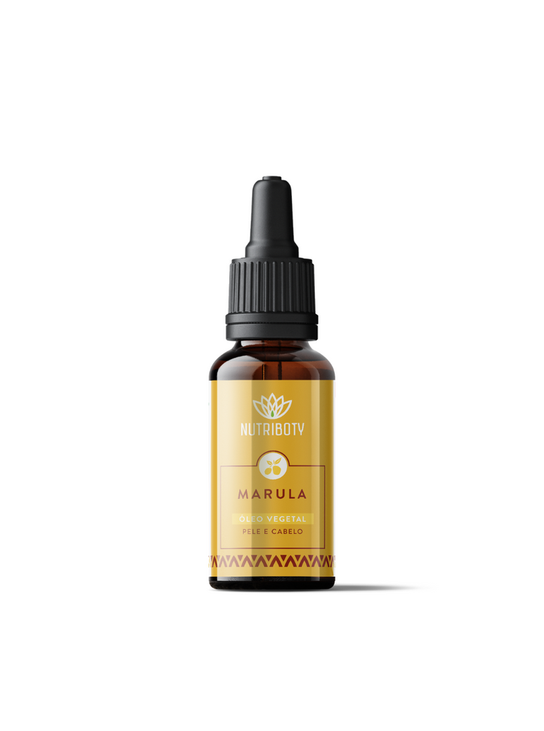O 100% natural e sustentável Óleo Vegetal de Marula da Nutriboty é perfeito para o combate ao envelhecimento da pele. O seu poder antibacteriano e anti-inflamatório auxilia também no tratamento da acne e peles sensíveis. É ideal para adicionar à sua rotina de beleza. Melhore o seu bem-estar e beneficie das vantagens da aromaterapia com os nossos óleos vegetais!