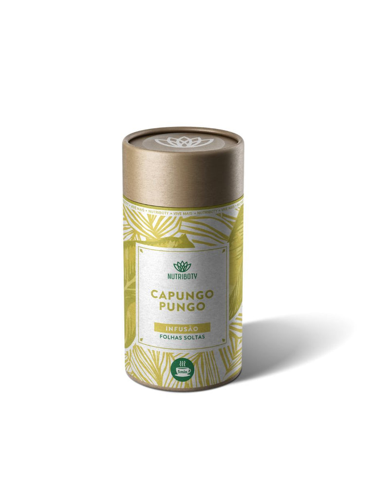 A Super Infusão de Folhas de Capungo Pungo da Nutriboty consiste na mistura de Lippias cujas folhas são ricas em vitamina C, compostos fenólicos e minerais como cálcio, magnésio, ferro e zinco.&nbsp;

Esta super infusão combate a febre e possui ainda propriedades analgésicas e anti-inflamatórias, ajudando no alívio de sintomas de gripe e várias doenças respiratórias como asma e bronquite.

Pode ser usada para:&nbsp;

Combater a febre e aliviar os sintomas de gripe;
Controlar a diabetes;
Ajudar no tratamento